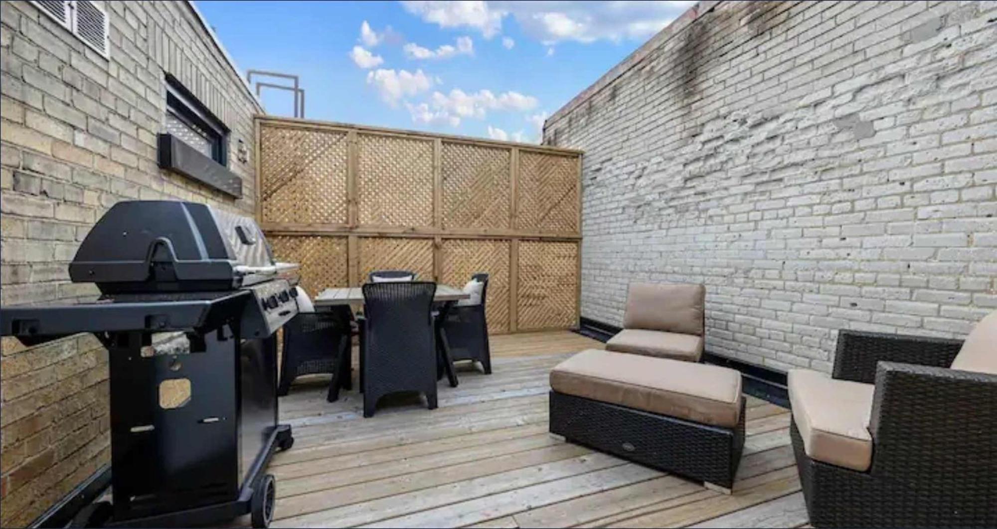 Casa St Clair - Suite -Style Suite W Lrg Patio Торонто Экстерьер фото